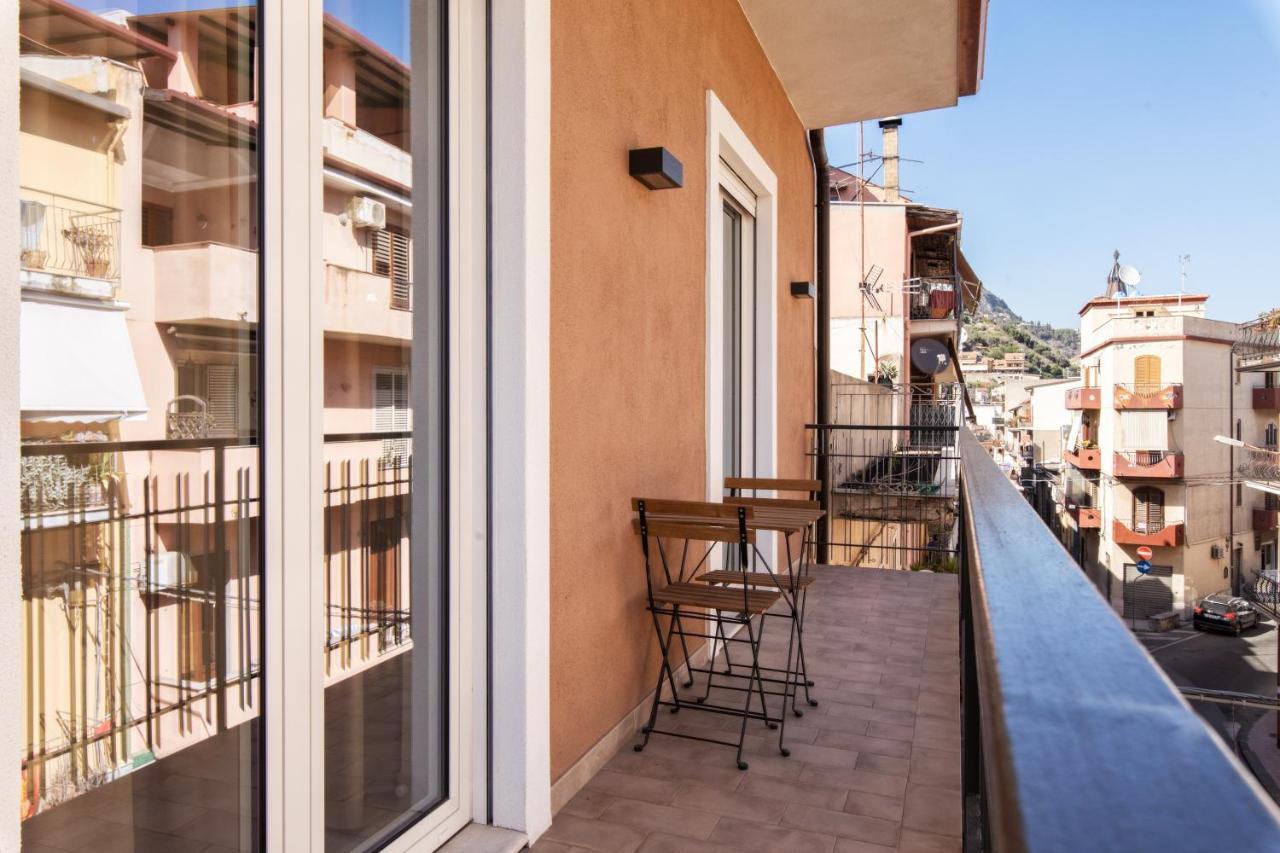 Le Tre More Giardini Naxos Εξωτερικό φωτογραφία