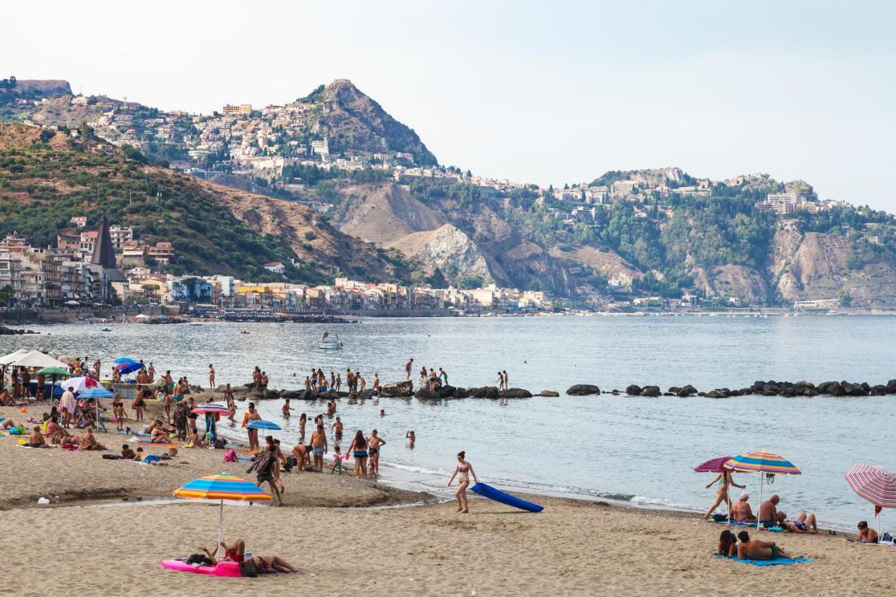 Le Tre More Giardini Naxos Εξωτερικό φωτογραφία